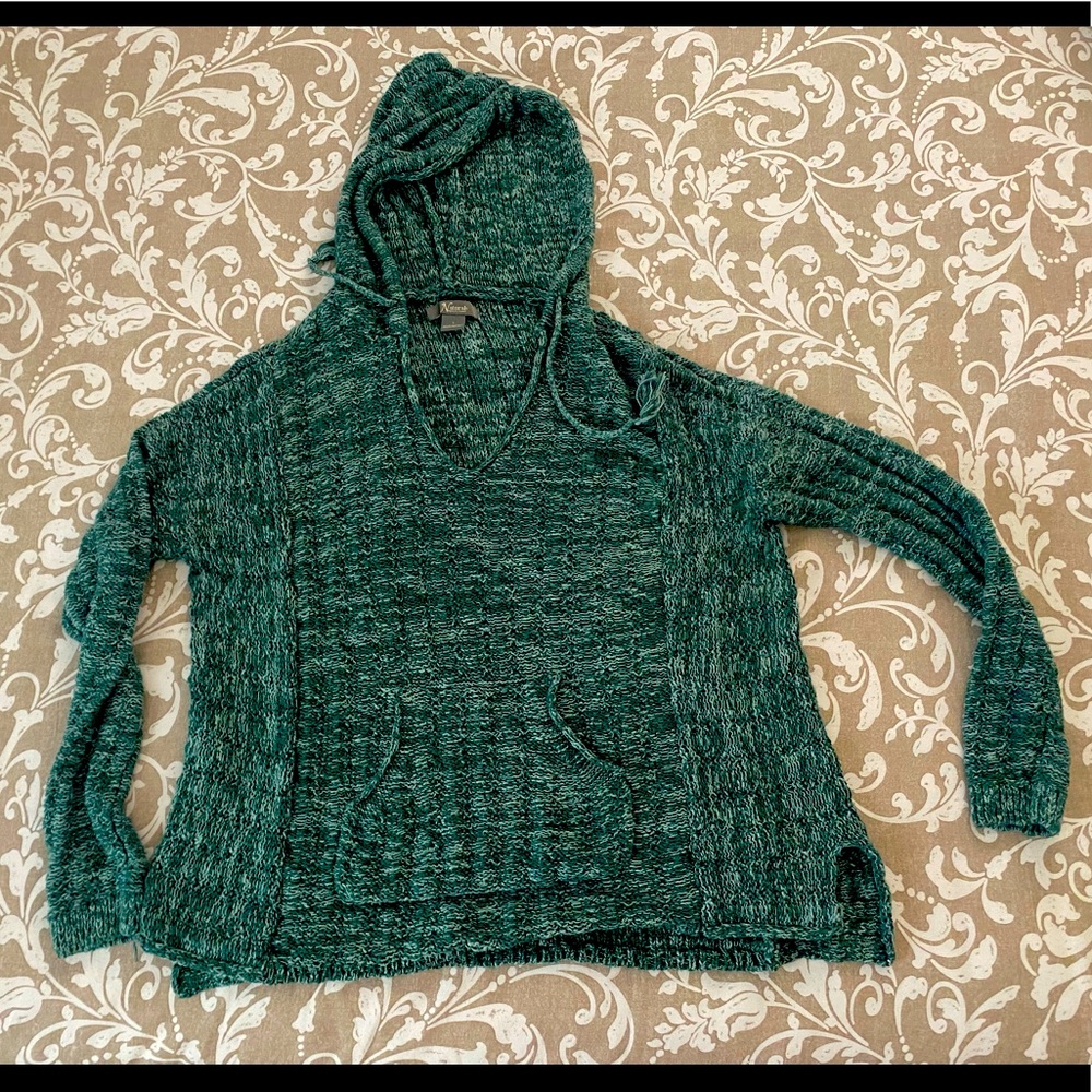 Bass Pro ladies knitted pullover